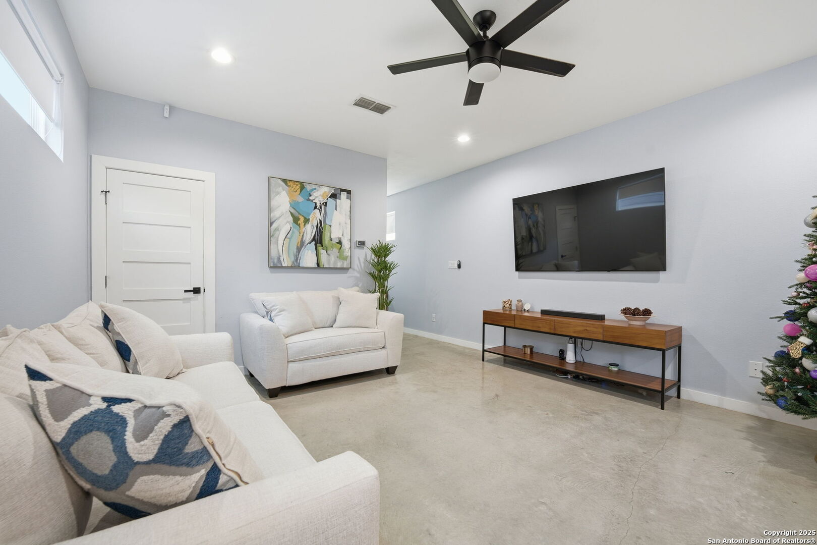 2106 Schley Avenue San Antonio TX 78210