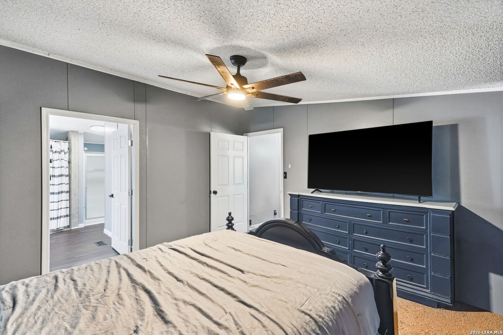 104 County Road 4637 Hondo TX 78861