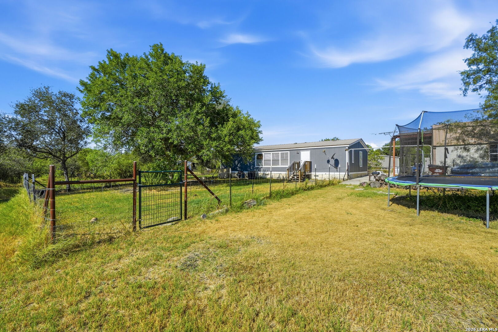 104 County Road 4637 Hondo TX 78861
