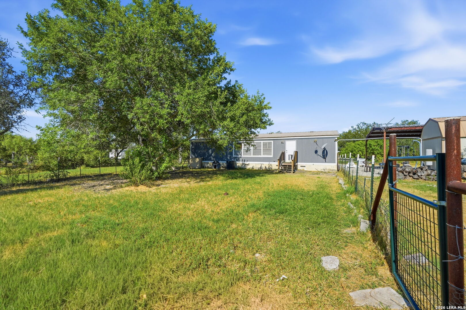 104 County Road 4637 Hondo TX 78861