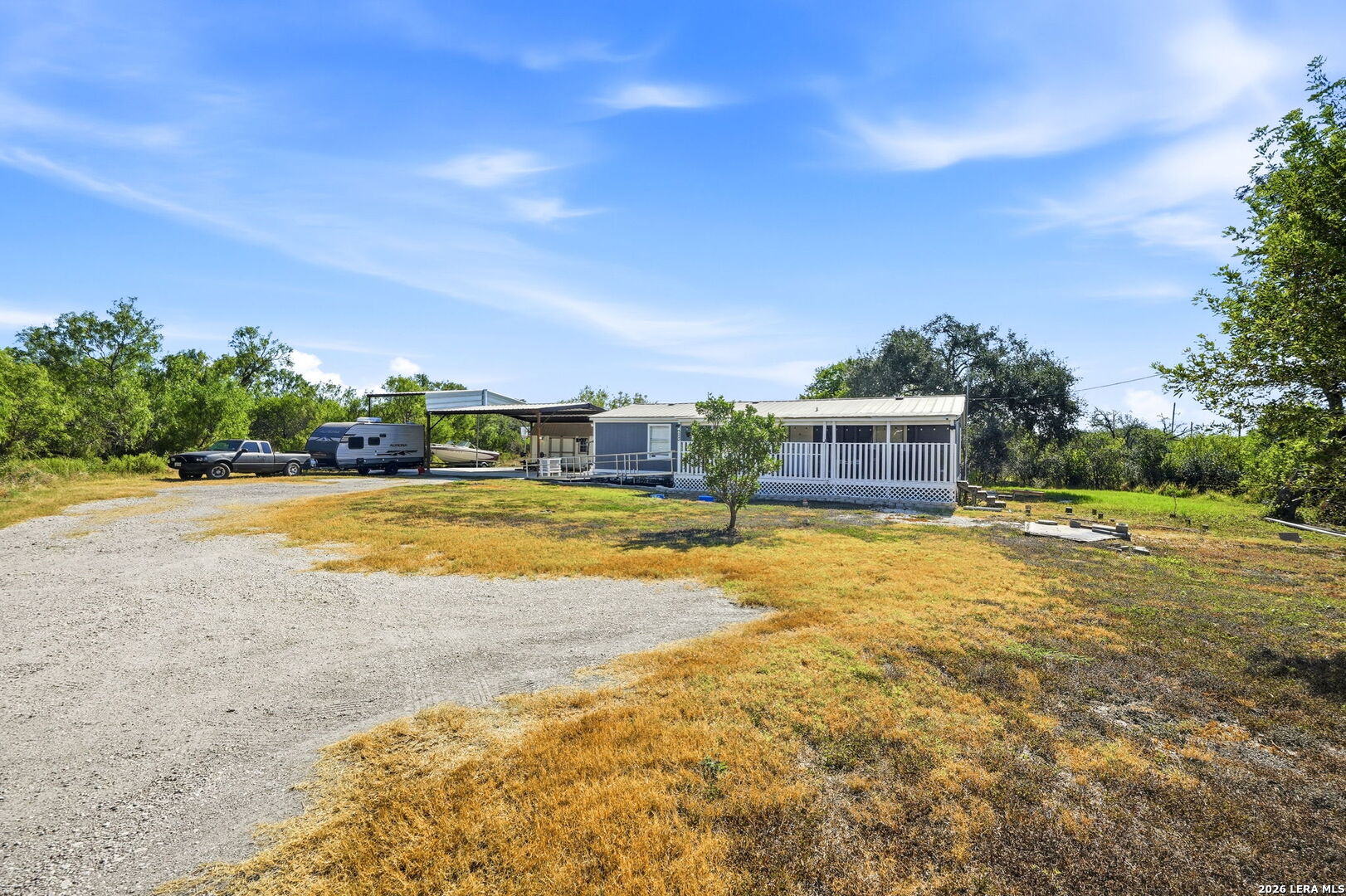 104 County Road 4637 Hondo TX 78861