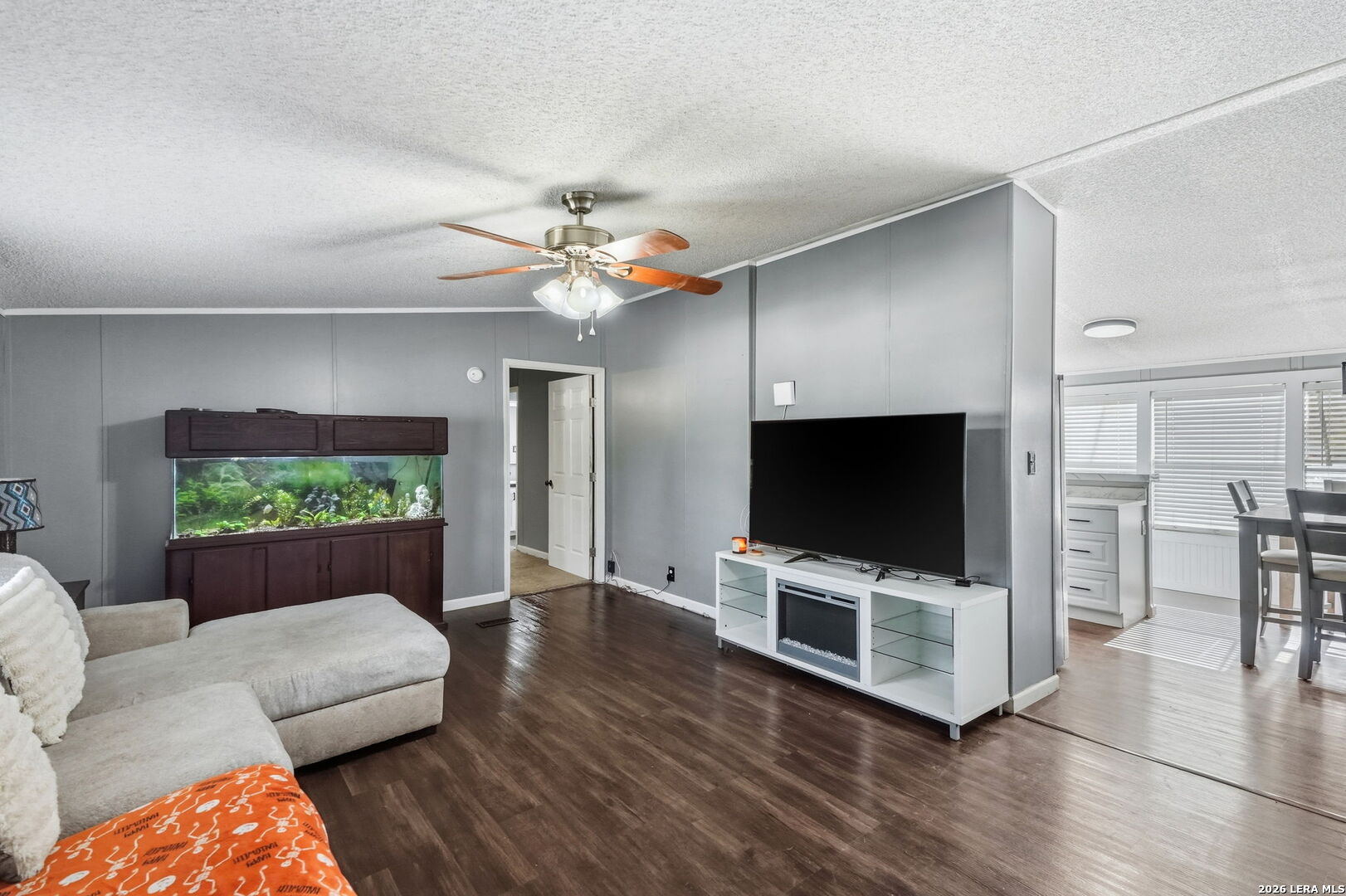 104 County Road 4637 Hondo TX 78861