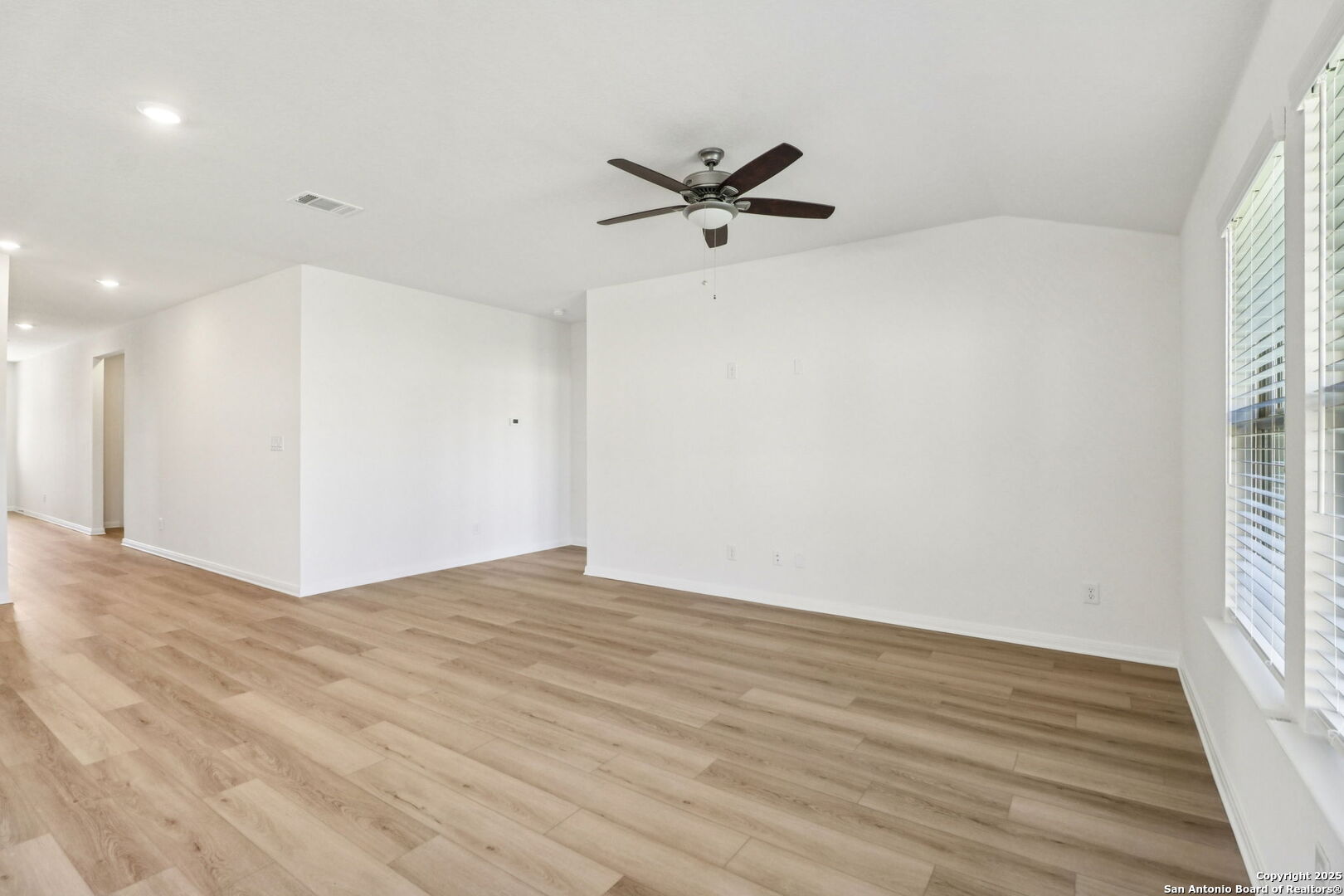123 Shelton Pass Cibolo TX 78108