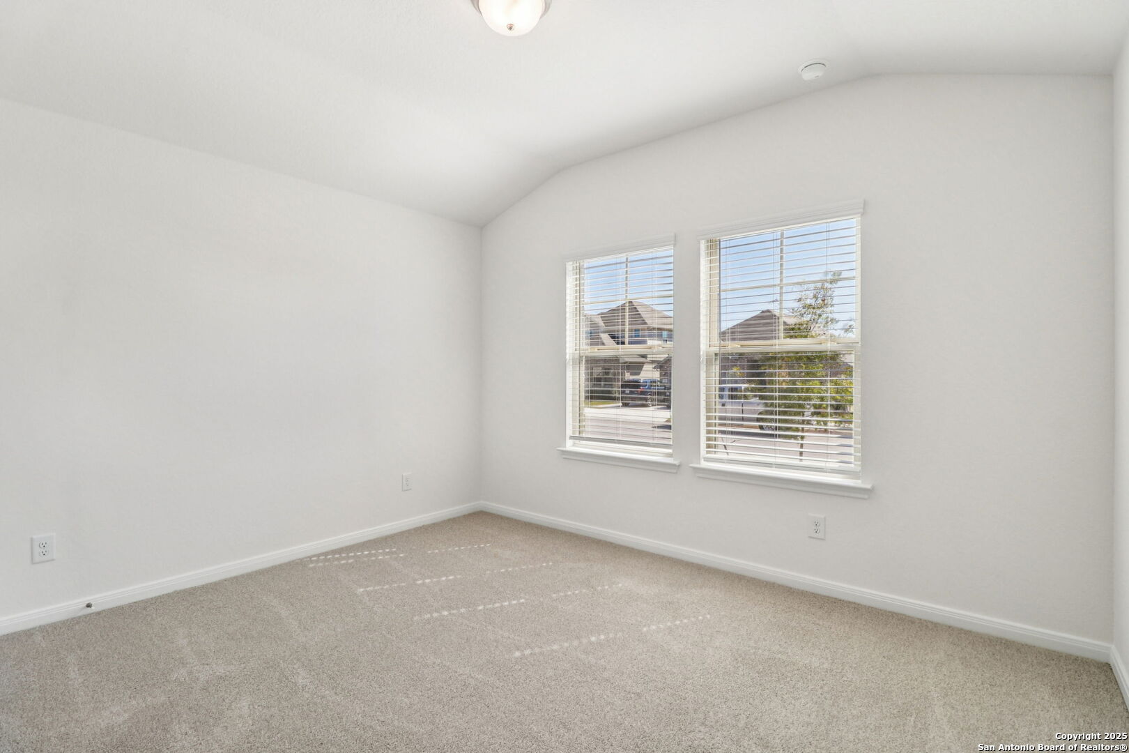 123 Shelton Pass Cibolo TX 78108