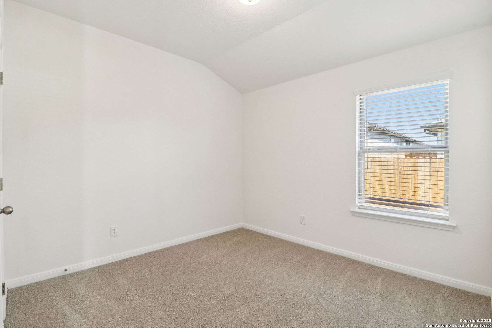 123 Shelton Pass Cibolo TX 78108