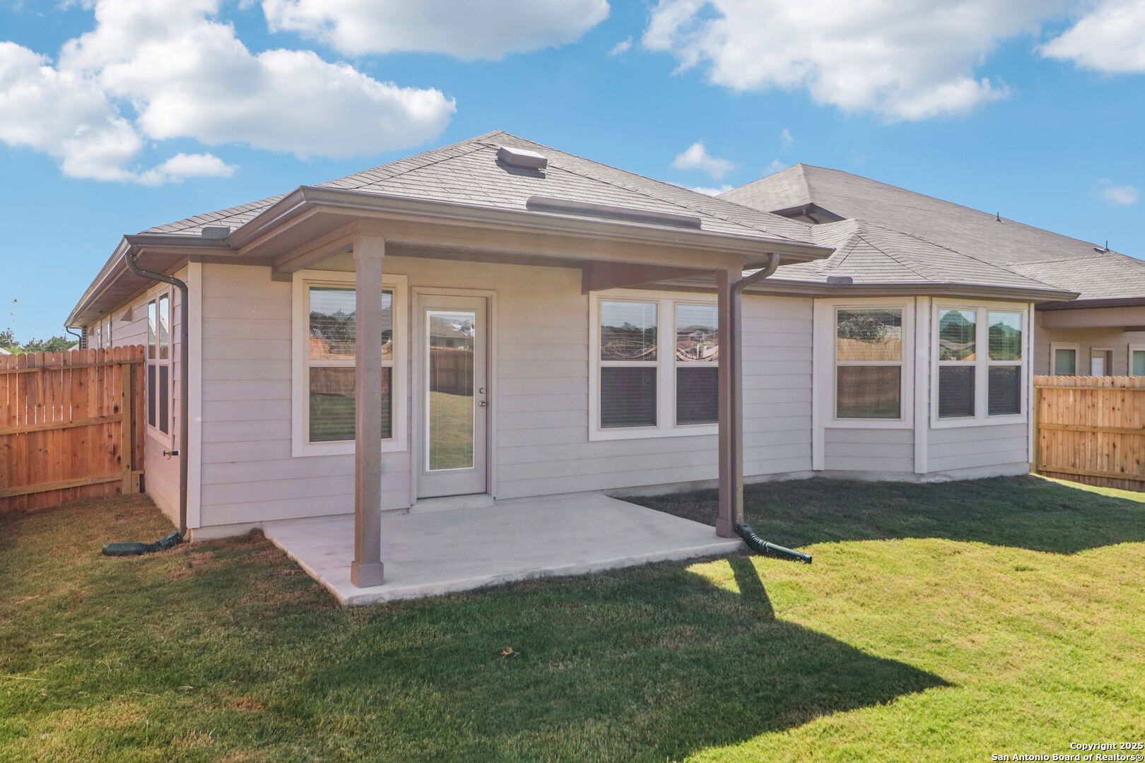 123 Shelton Pass Cibolo TX 78108