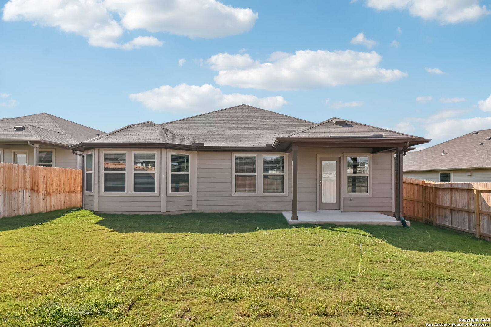 123 Shelton Pass Cibolo TX 78108