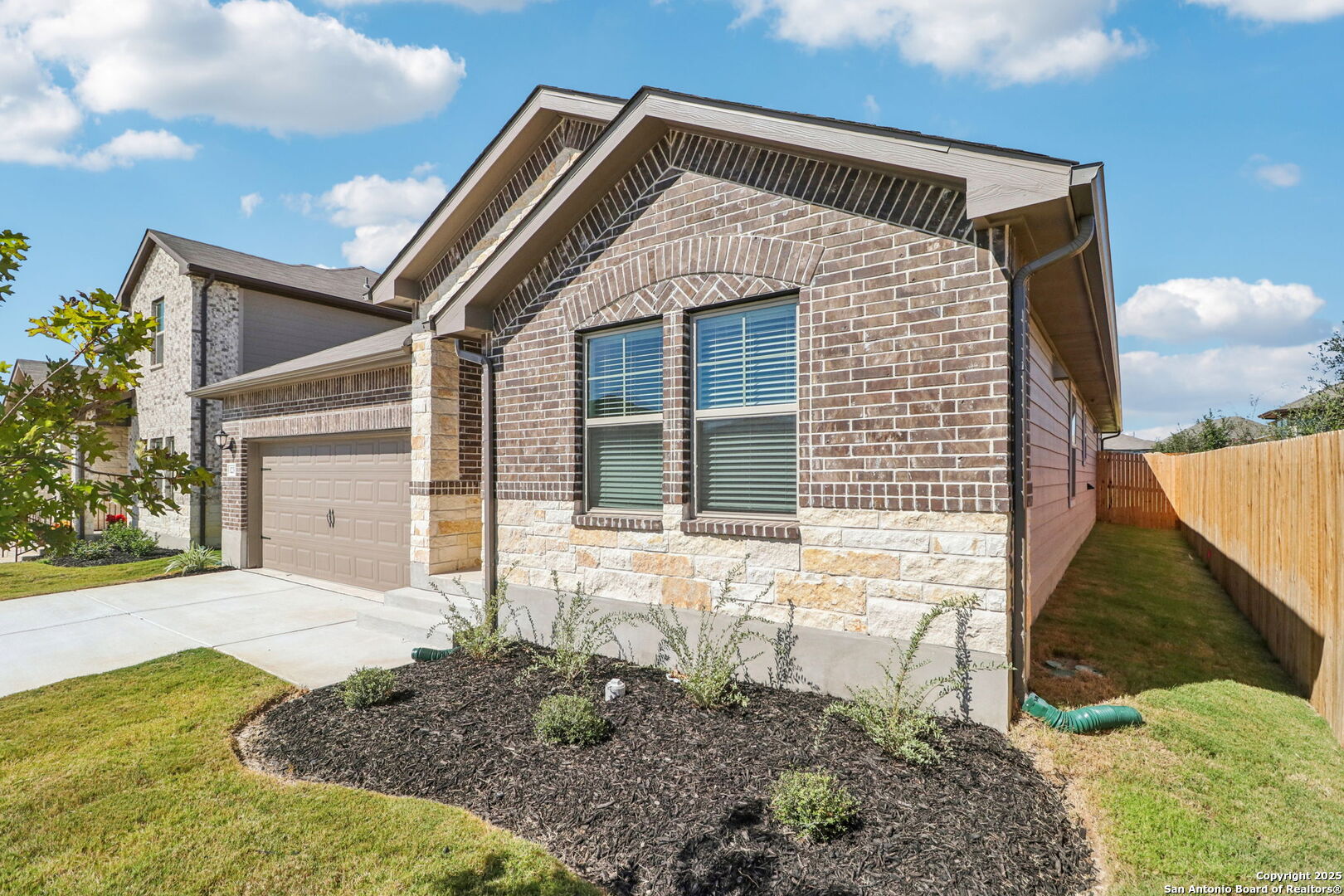 123 Shelton Pass Cibolo TX 78108