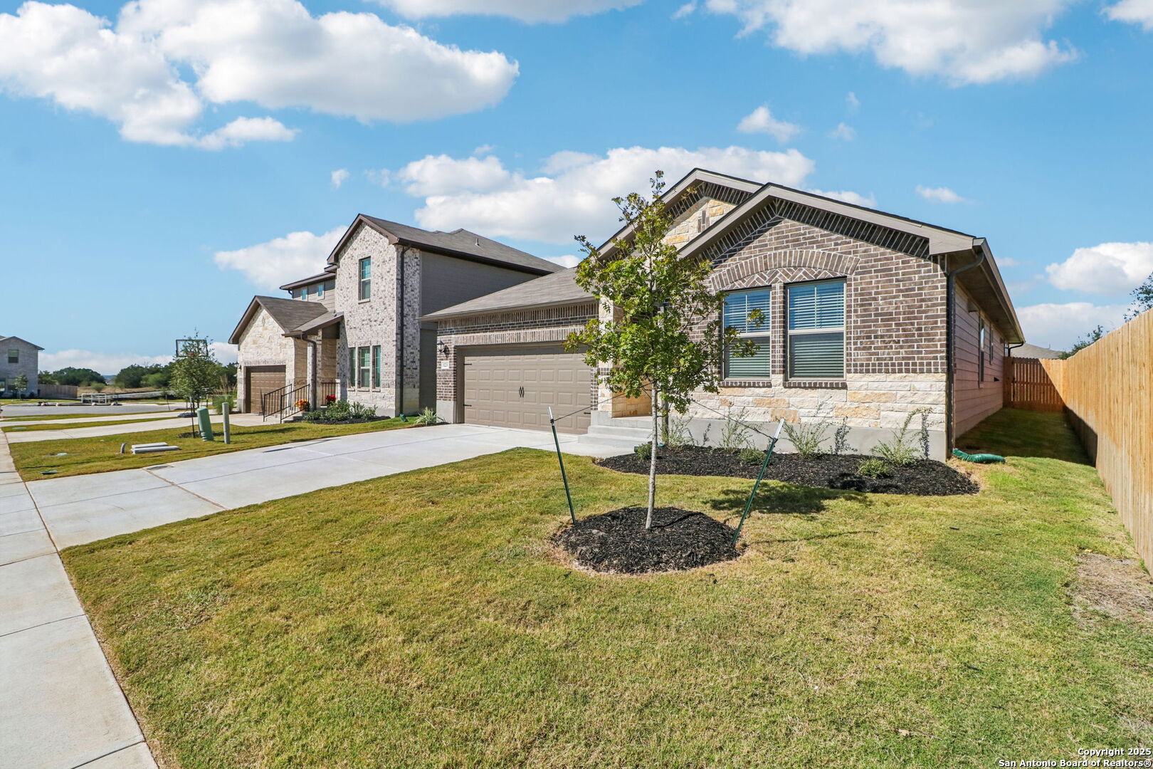 123 Shelton Pass Cibolo TX 78108