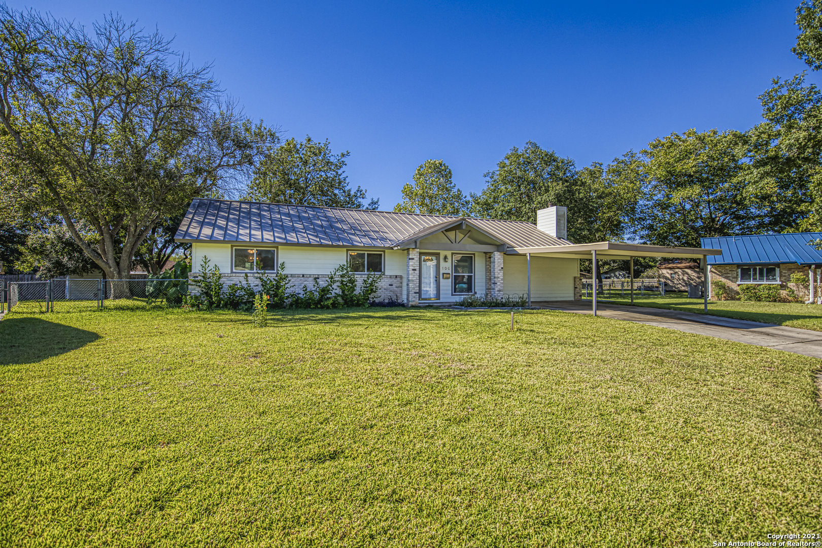 100 Forest Way Schertz TX 78154