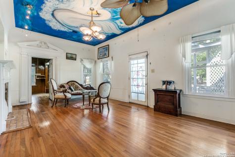 342 Alexander Hamilton San Antonio TX 78228