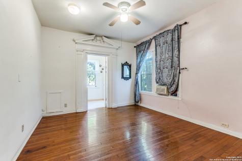 342 Alexander Hamilton San Antonio TX 78228