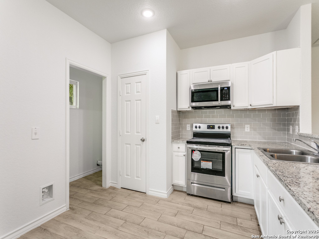 862 W Southcross San Antonio TX 78211