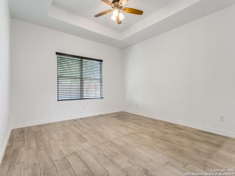 862 W Southcross San Antonio TX 78211