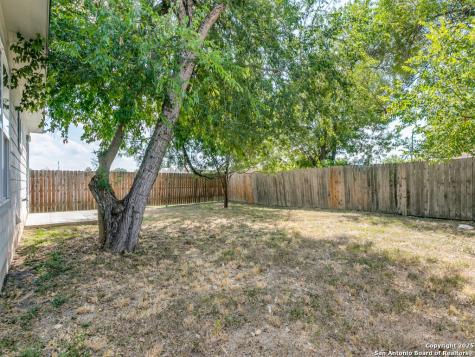 862 W Southcross San Antonio TX 78211
