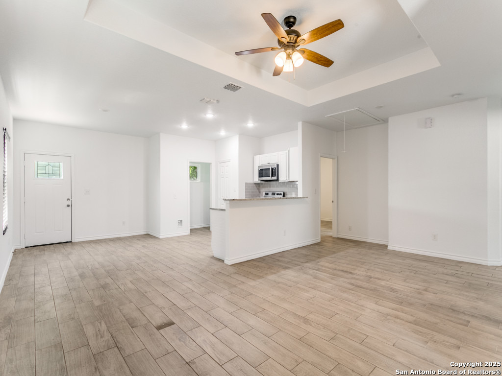 862 W Southcross San Antonio TX 78211