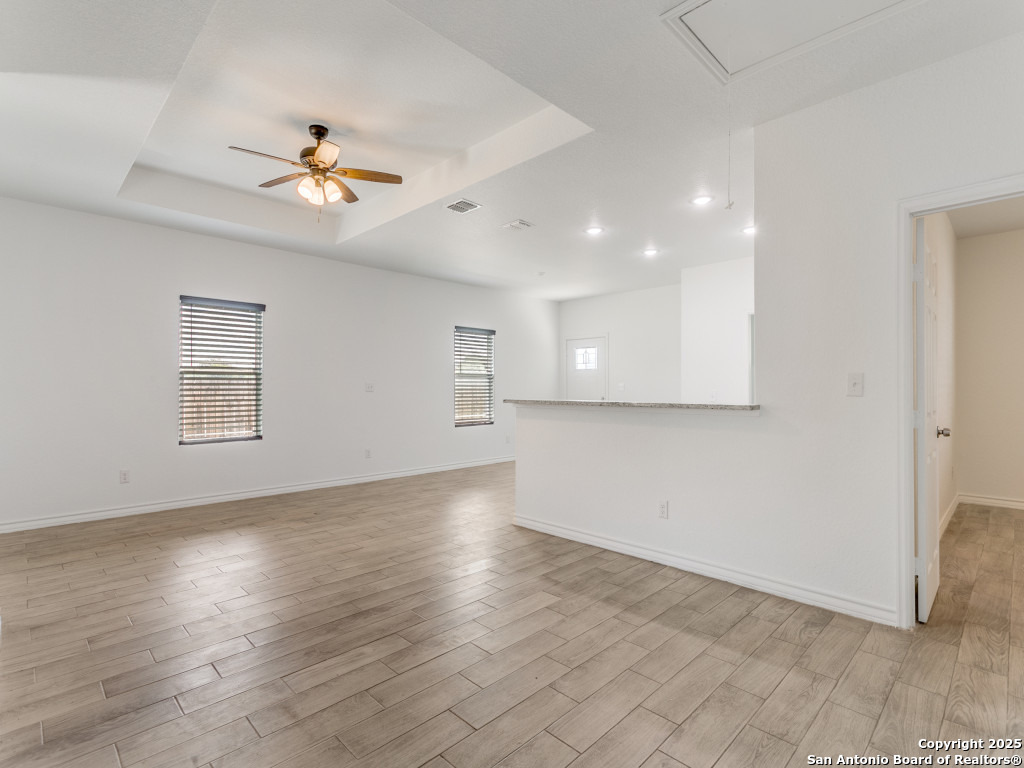 862 W Southcross San Antonio TX 78211