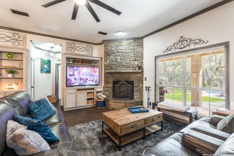 25867 Lewis Ranch Road New Braunfels TX 78132