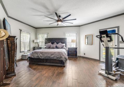 25867 Lewis Ranch Road New Braunfels TX 78132