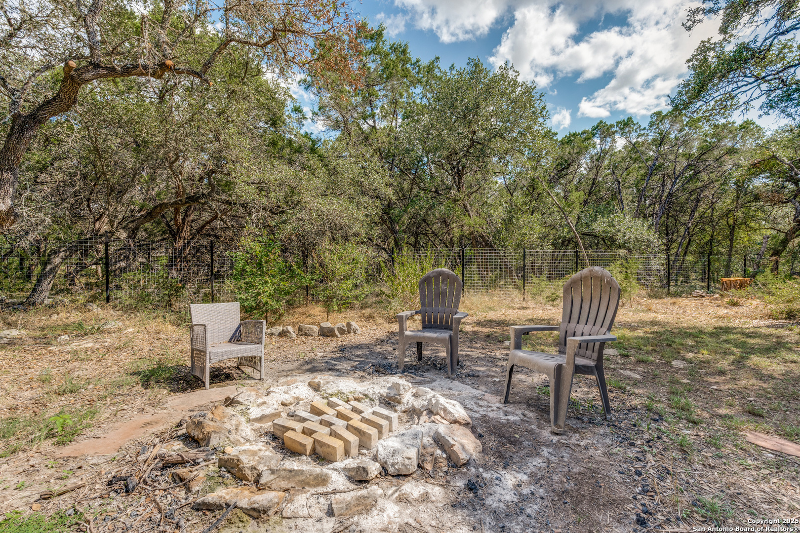 25867 Lewis Ranch Road New Braunfels TX 78132