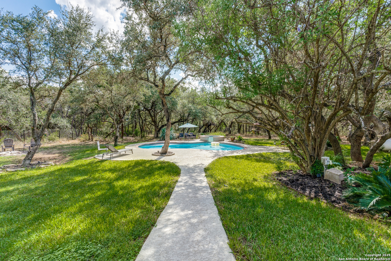 25867 Lewis Ranch Road New Braunfels TX 78132