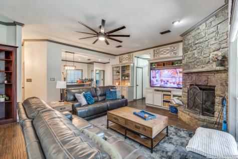 25867 Lewis Ranch Road New Braunfels TX 78132