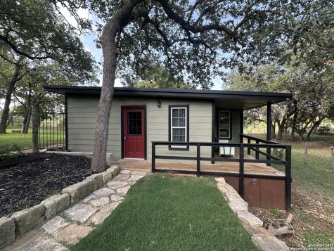 390 Galveston Street Bandera TX 78003