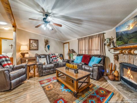 390 Galveston Street Bandera TX 78003