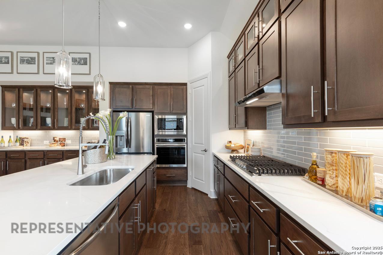 255 White Oak Castroville TX 78009