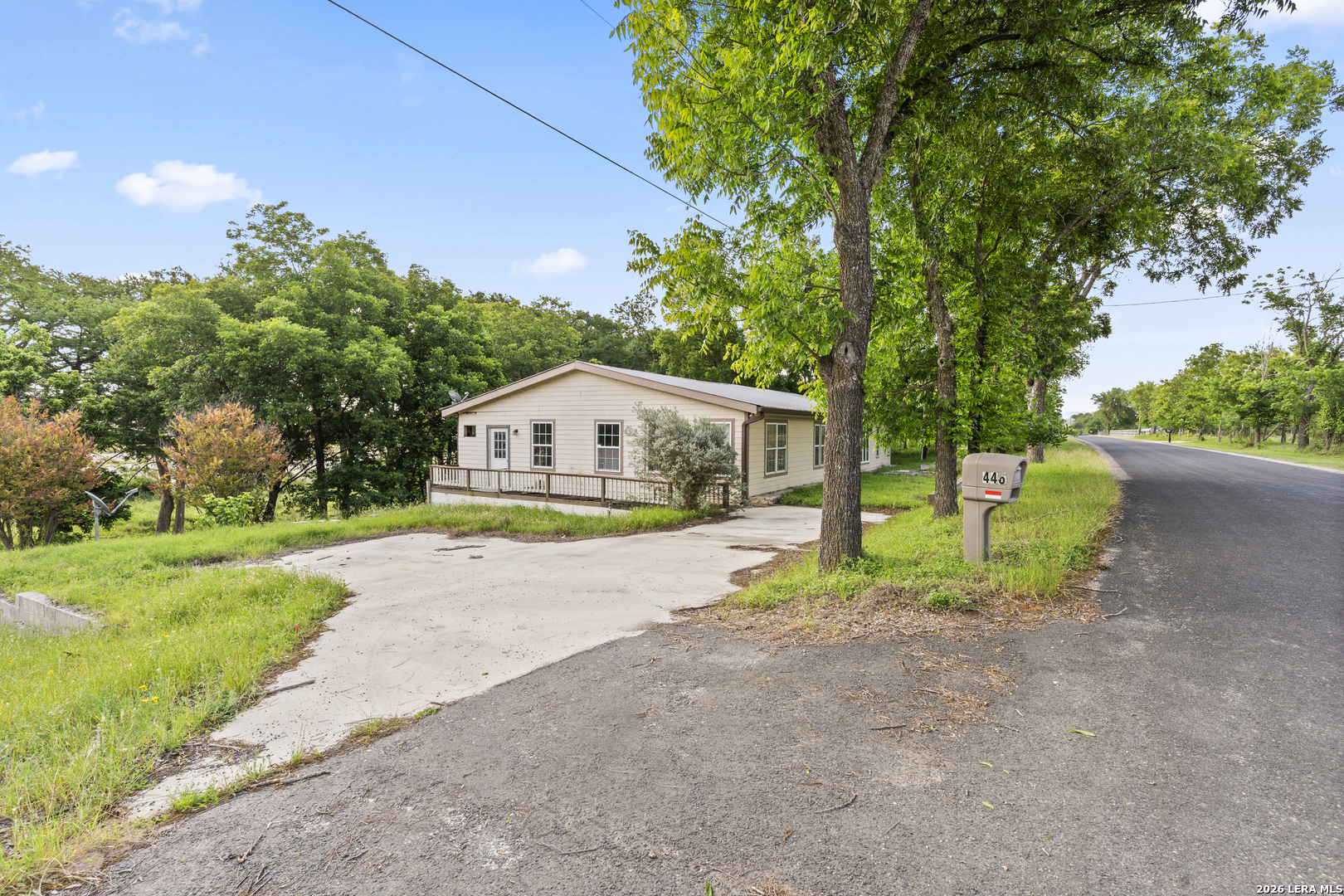 446 Wharton Road Kerrville TX 78028