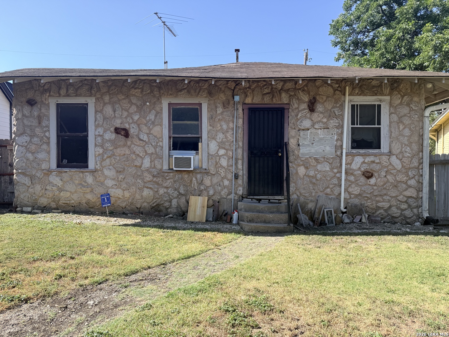 735 W Hollywood Avenue San Antonio TX 78212
