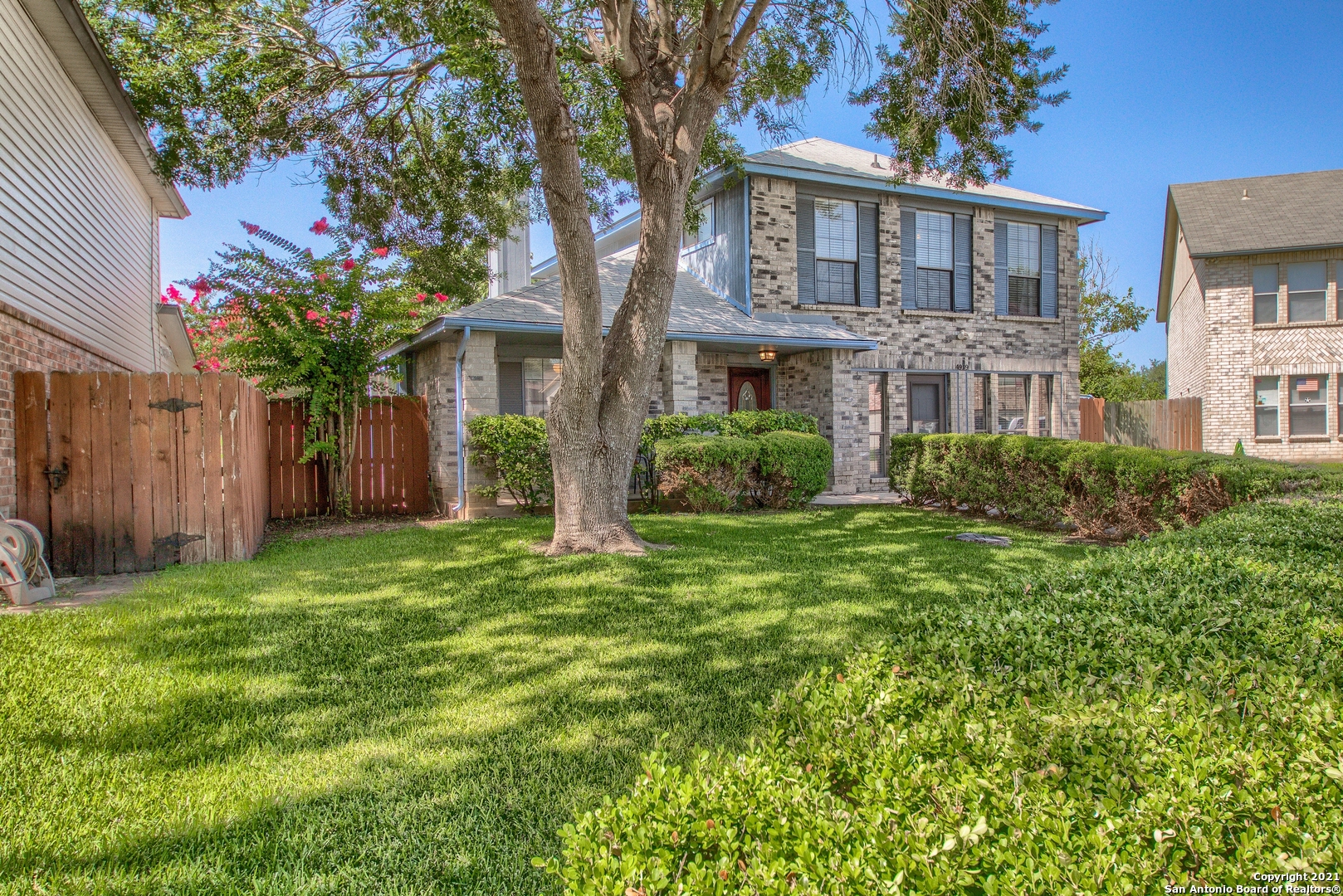 4919 Wren Lake San Antonio TX 78244