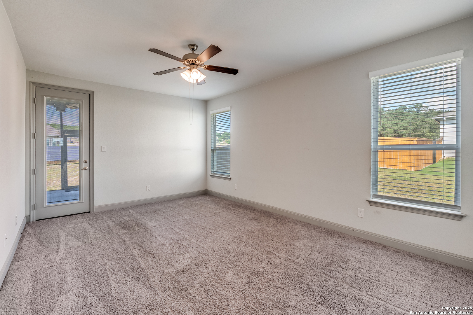 8207 Garden Arbor San Antonio TX 78266