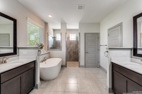 8207 Garden Arbor San Antonio TX 78266