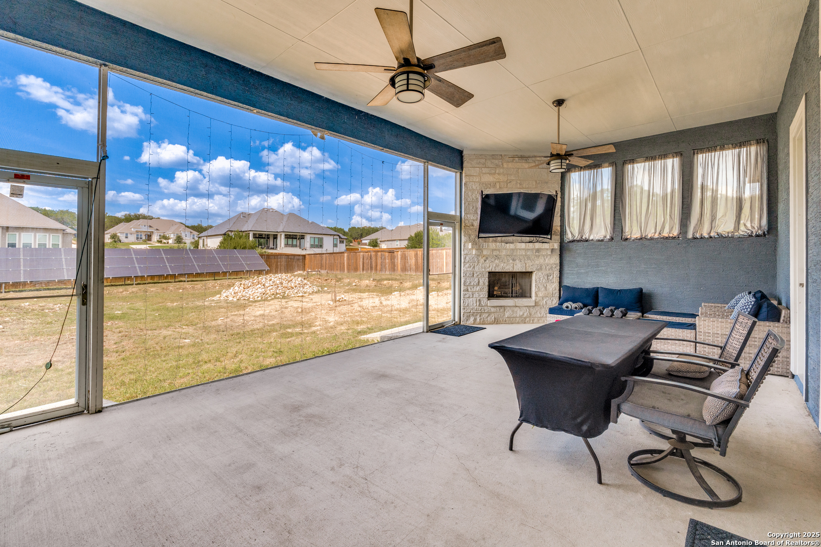8207 Garden Arbor San Antonio TX 78266