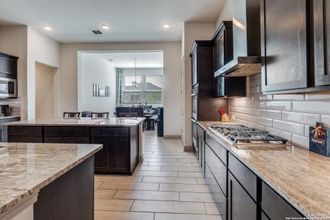 8207 Garden Arbor San Antonio TX 78266