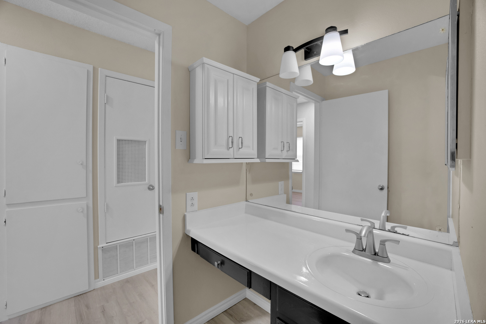 4351 Sun Gate Street San Antonio TX 78217