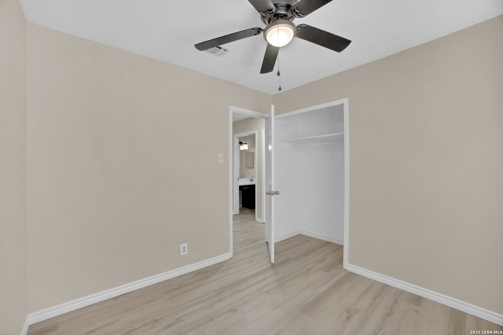 4351 Sun Gate Street San Antonio TX 78217