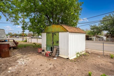 4103 W Salinas Street San Antonio TX 78207