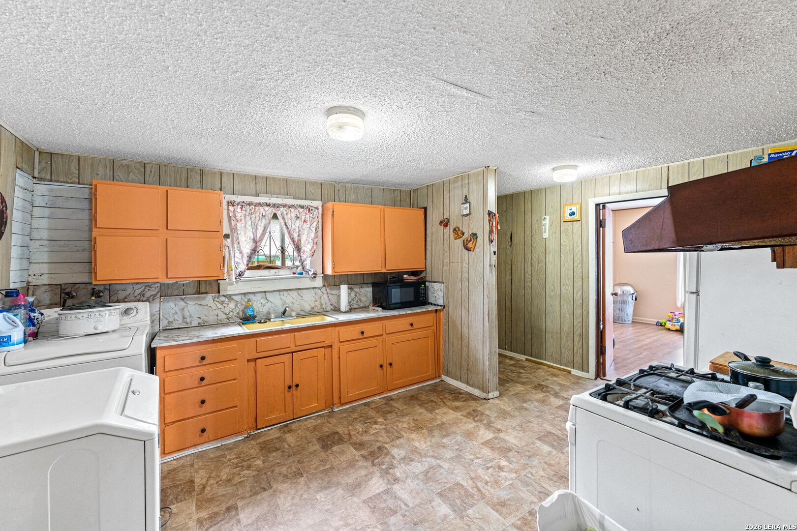 4103 W Salinas Street San Antonio TX 78207