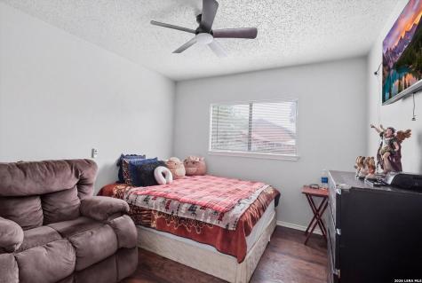 13203 Wood Climb Street San Antonio TX 78233