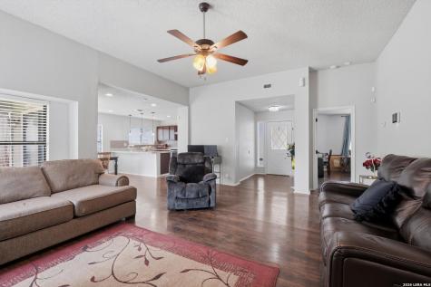 13203 Wood Climb Street San Antonio TX 78233