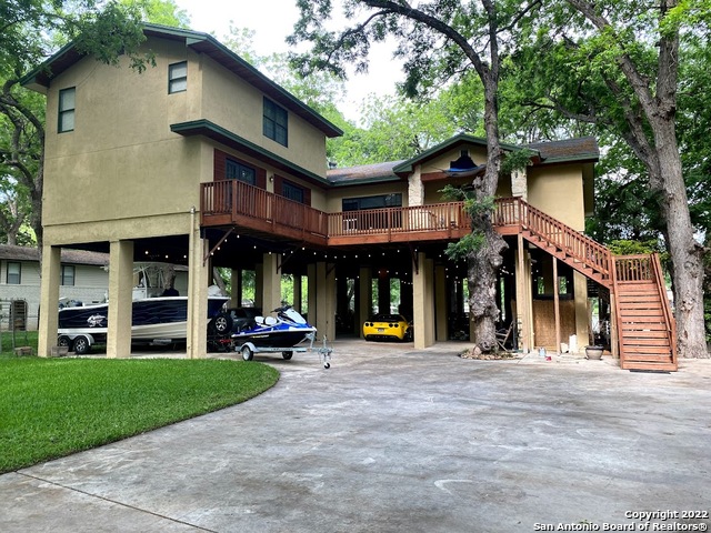 327 Lake Placid Drive Seguin TX 78155