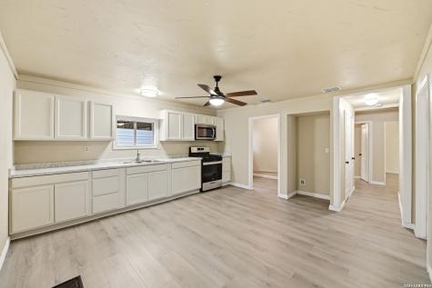 715 W Vestal Place San Antonio TX 78221