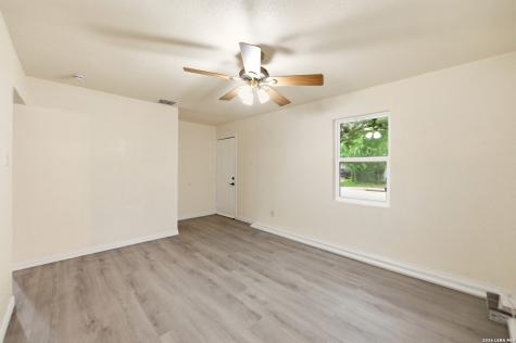 715 W Vestal Place San Antonio TX 78221