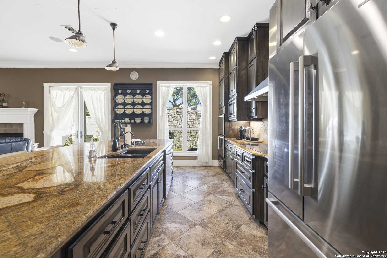 150 E St Andrews Loop Kerrville TX 78028