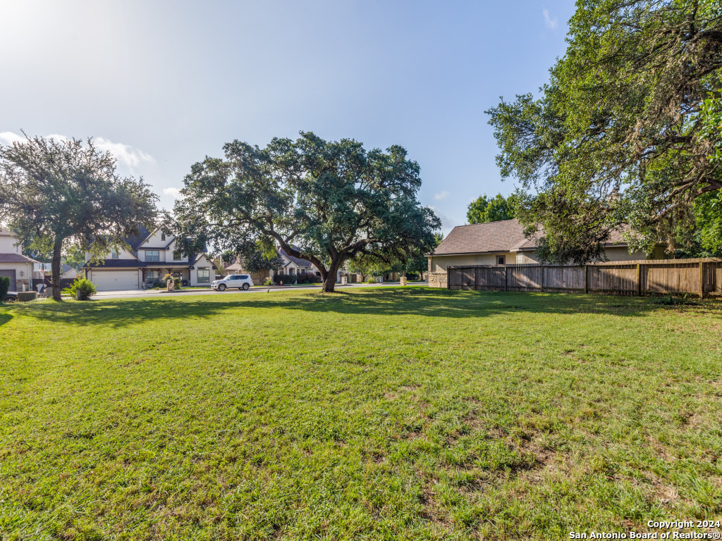 218 Lone Tree Boerne TX 78006
