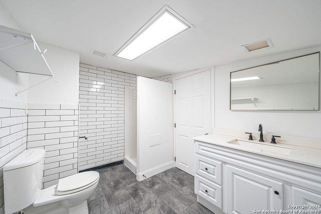 451 Anton San Antonio TX 78223