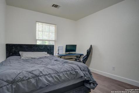 9402 Everton San Antonio TX 78245