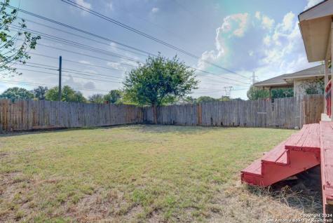 9402 Everton San Antonio TX 78245